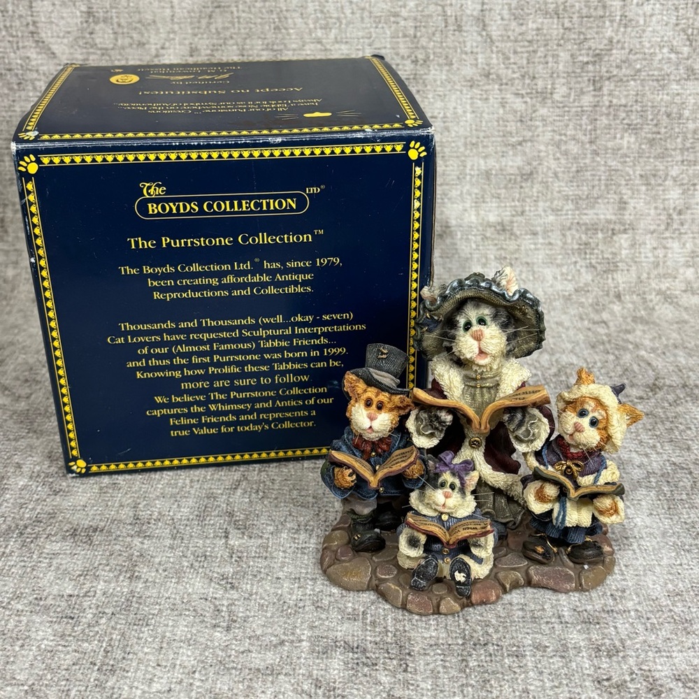 Boyds Collection Purrstone Cat Choir Figurine with Box